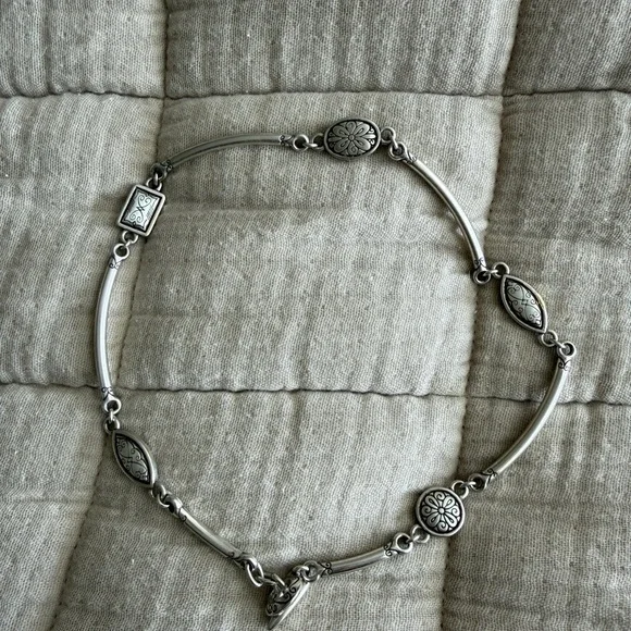 Brighton 3-tone (silver, gold & bronze) Necklace - Picture 3 of 8